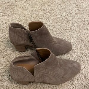 lucky brand booties